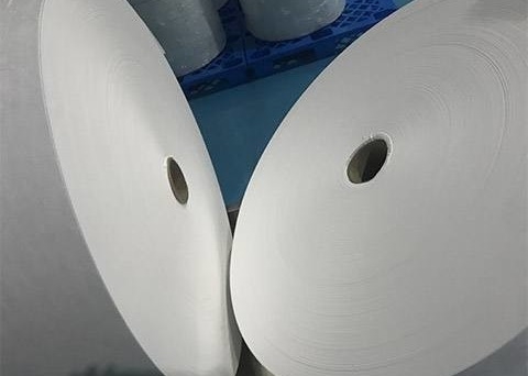 Αγορά Ηλεκτροστατικό ηλεκτρονικό έλαιο με έλξη Φουσκωμένο ύφασμα Υψηλής αποτελεσματικότητας Φίλτραση ιών πλάτος 160cm online manufacture